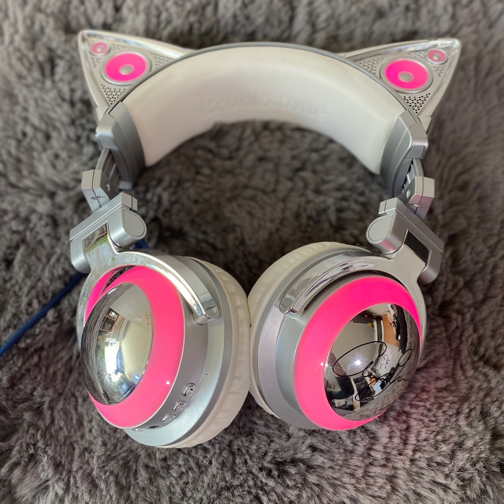Brookstone Limited Edition Arianna Grande